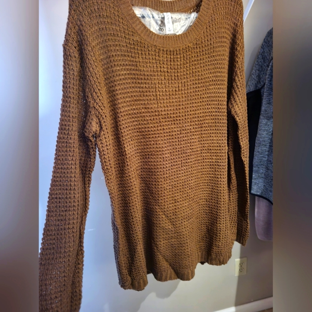 Waffle brown sweater